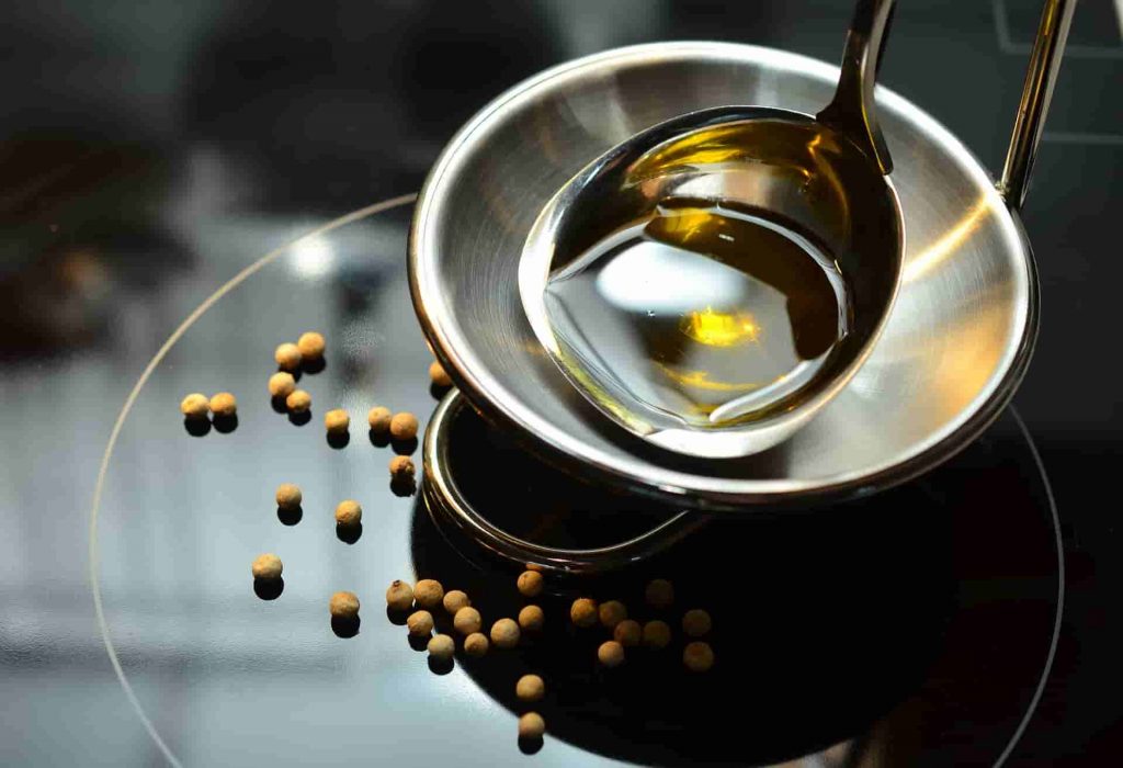 Olive Oil use in kitchen